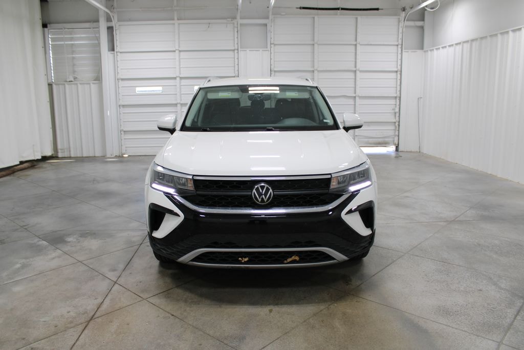 Used 2023 Volkswagen Taos 1.5T SE SUV