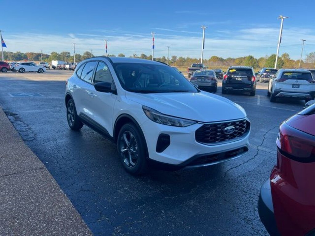 New 2026 Ford Escape ST-Line SUV