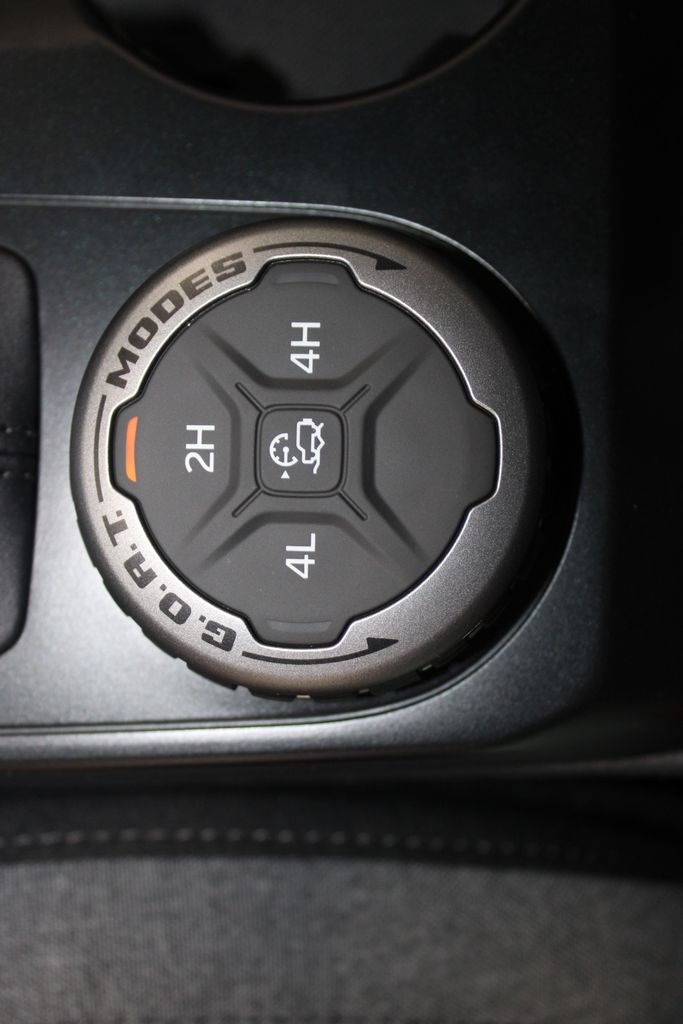 2025 Ford Bronco 4-Door Base - Photo 44