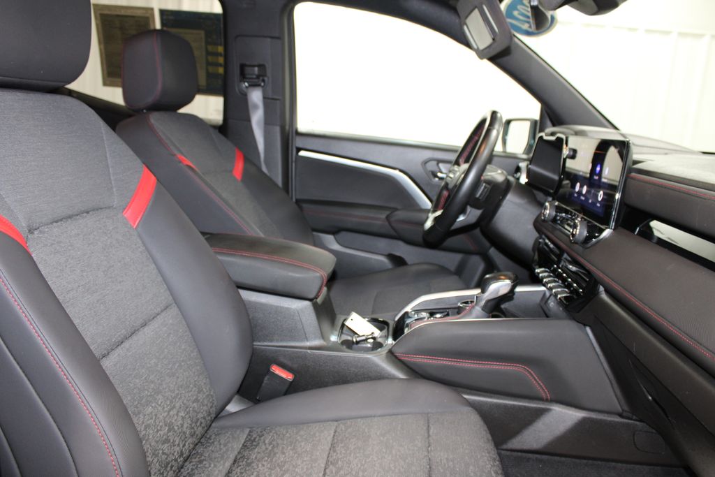 2024 Chevrolet Colorado Z71 - Photo 33