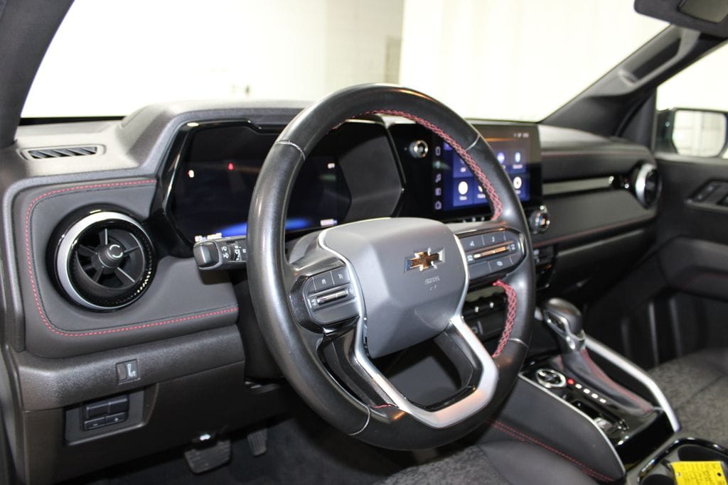 2024 Chevrolet Colorado Z71 - Photo 17