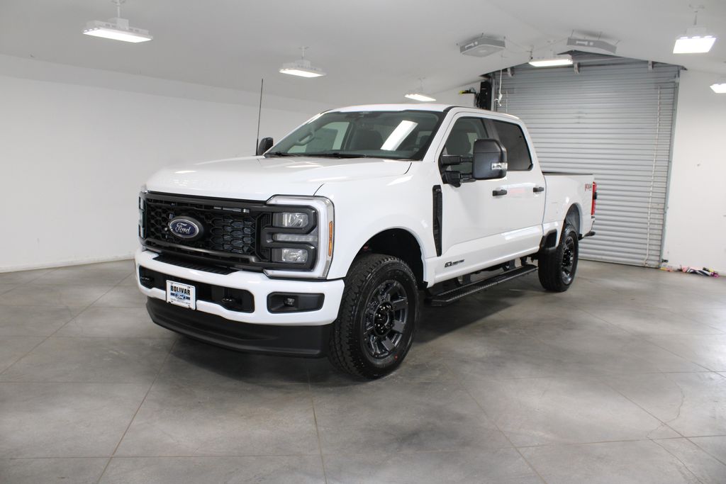 2025 Ford F-250 XL photo 3