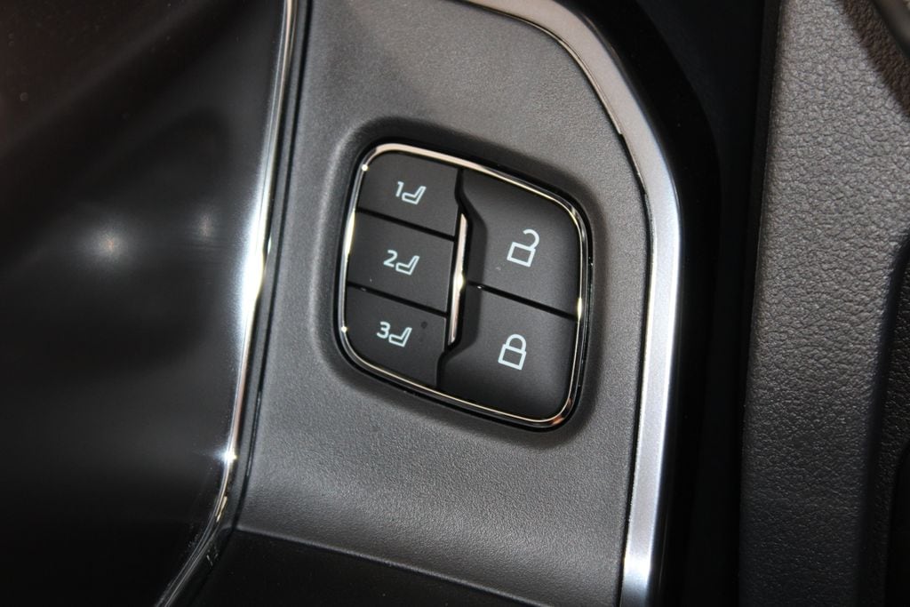 2026 Ford F-250 Super Duty Platinum - Photo 44