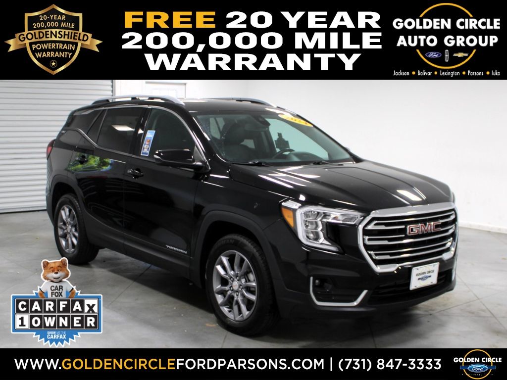 2024 GMC Terrain SLT's photo