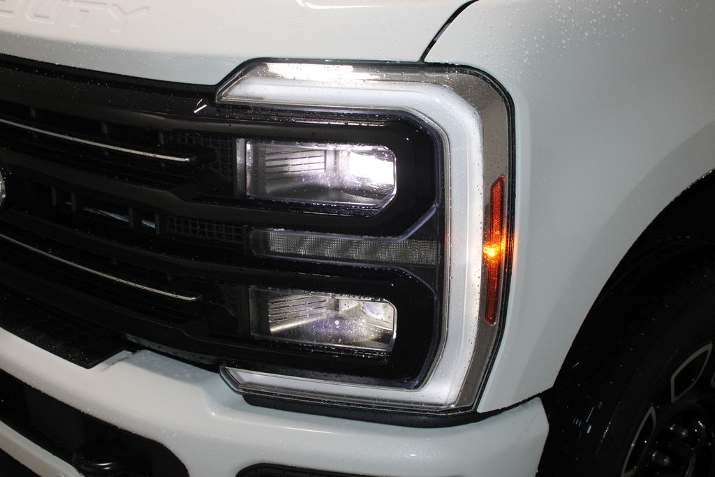 2026 Ford F-250 Super Duty Platinum - Photo 70