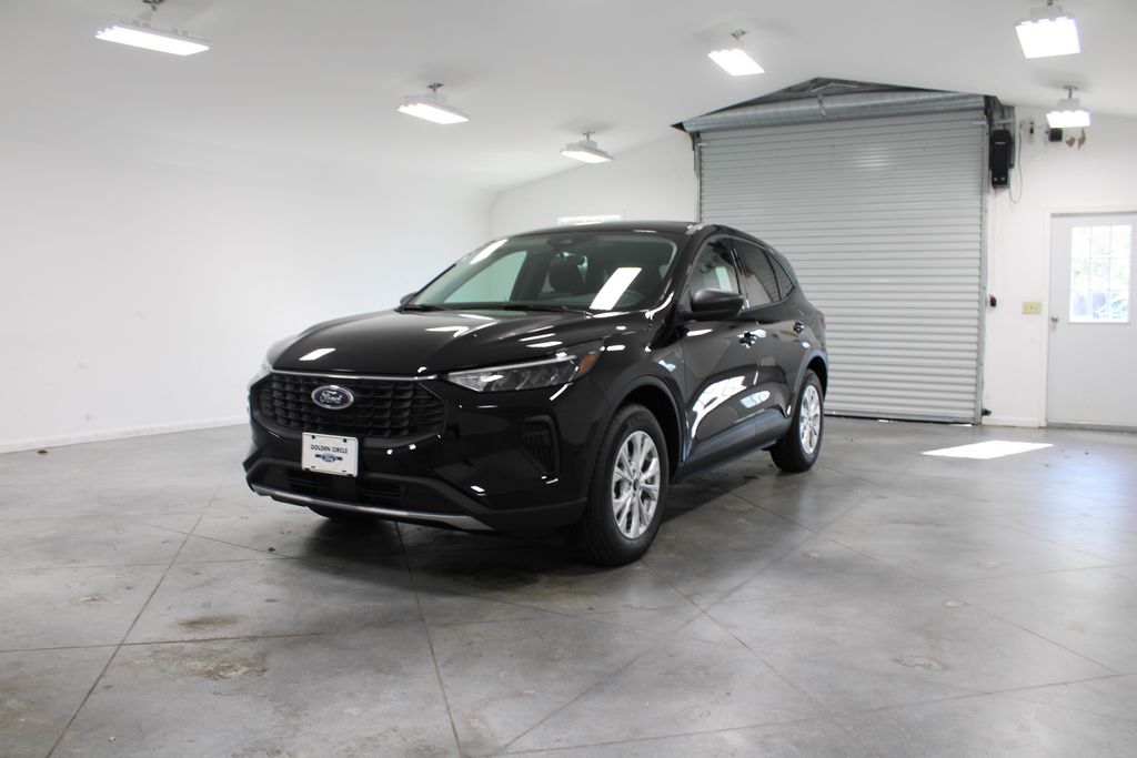2025 Ford Escape Active photo 3
