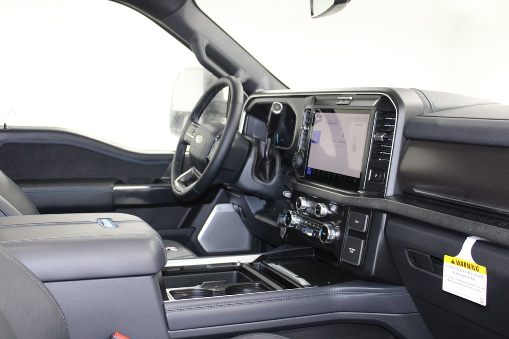 2026 Ford F-250 Super Duty Platinum - Photo 34
