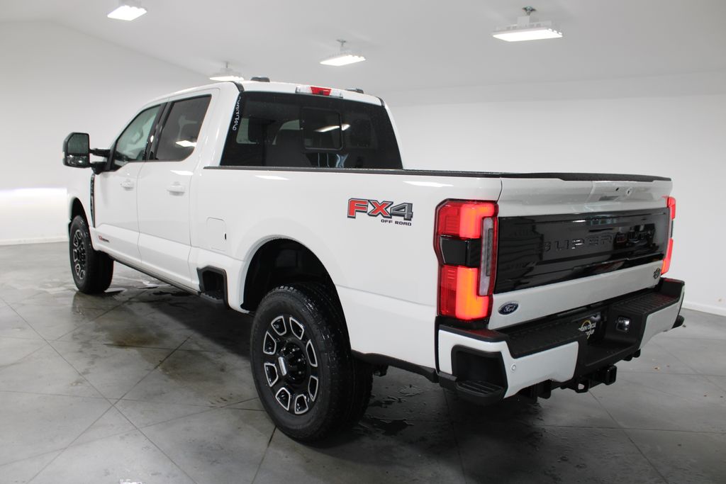 2026 Ford F-250 Super Duty Platinum - Photo 6