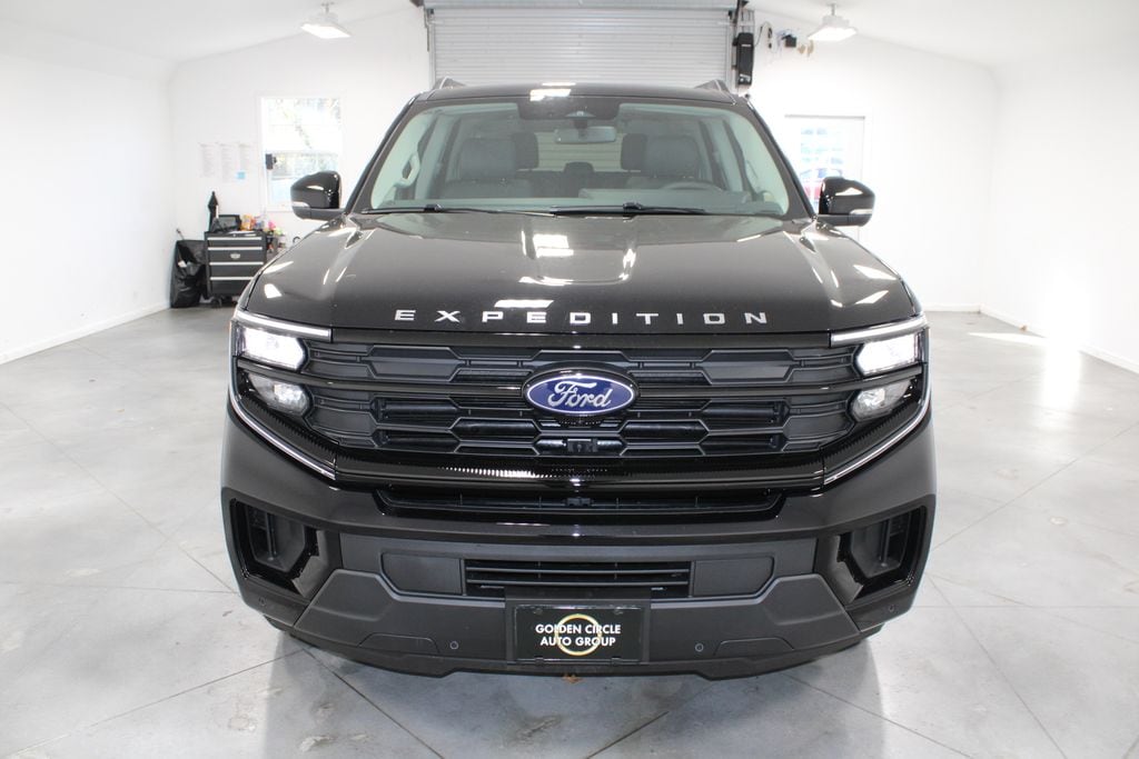 New 2025 Ford Expedition Max Active SUV