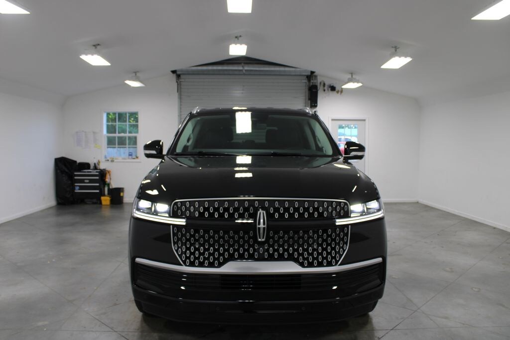 New 2026 Lincoln Navigator Premiere SUV