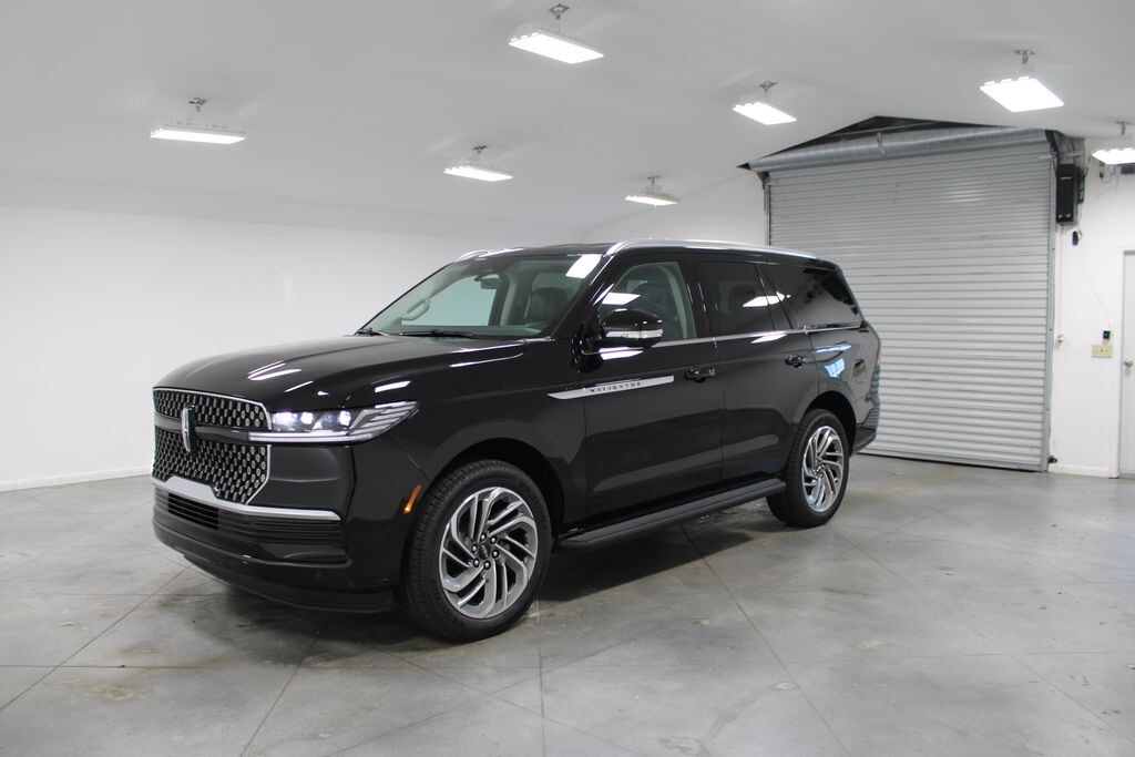 New 2026 Lincoln Navigator Premiere SUV
