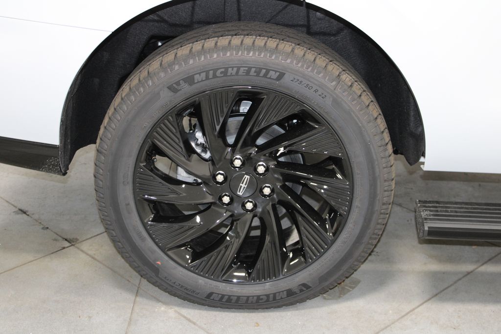 2025 Lincoln Navigator Reserve - Photo 13
