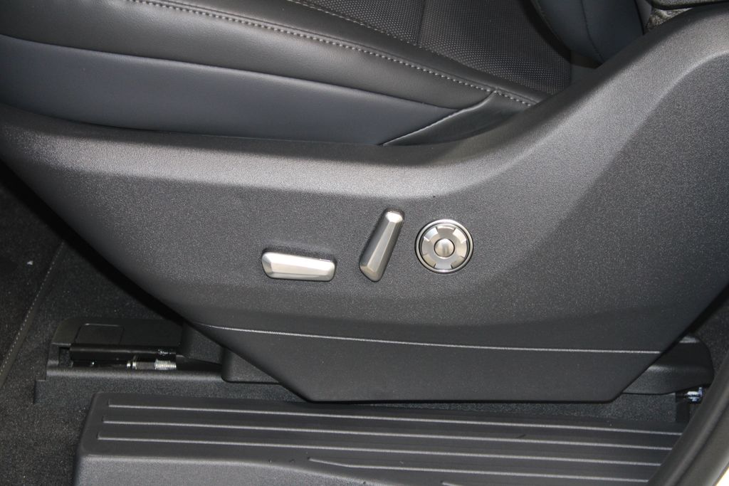 2025 Lincoln Navigator Reserve L - Photo 26