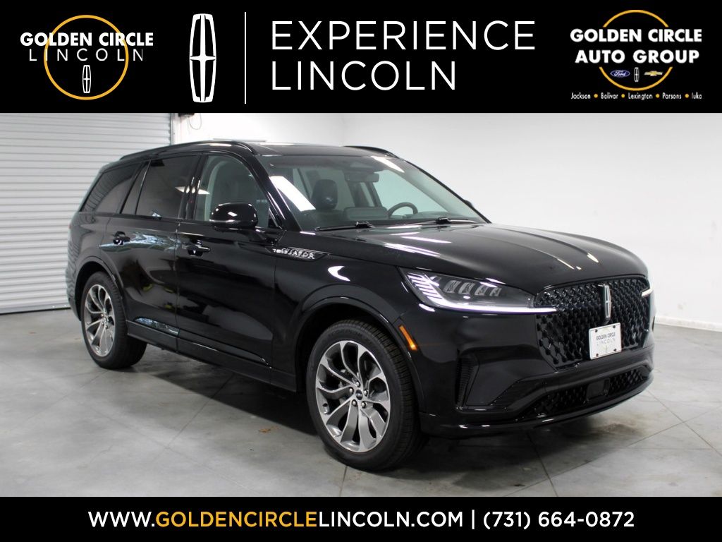 2025 Lincoln Aviator Premiere RWD's photo