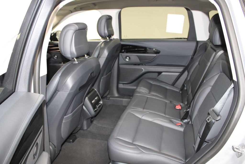 2026 Lincoln Nautilus Premiere - Photo 23