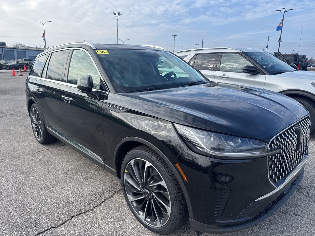 2026 Lincoln Aviator Reserve's photo