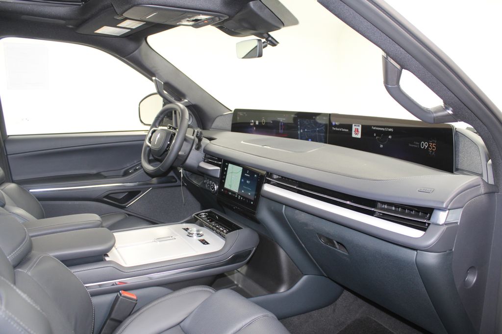 2025 Lincoln Navigator Reserve L - Photo 33