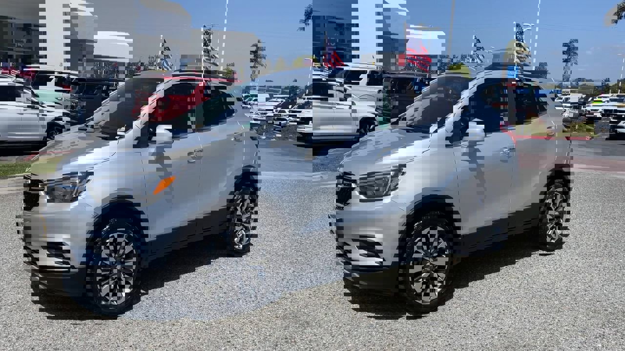 2022 Buick Encore Preferred photo 4