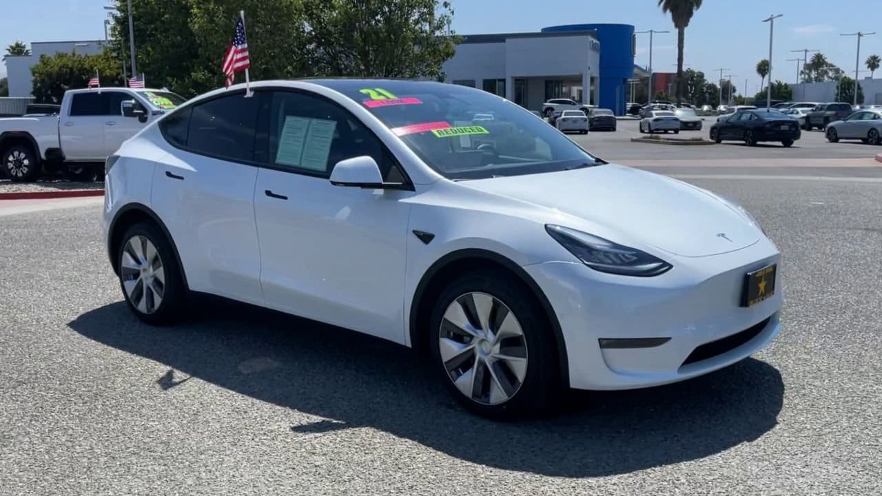 Used 2021 Tesla Model Y Long Range with VIN 5YJYGDEE3MF273452 for sale in Salinas, CA