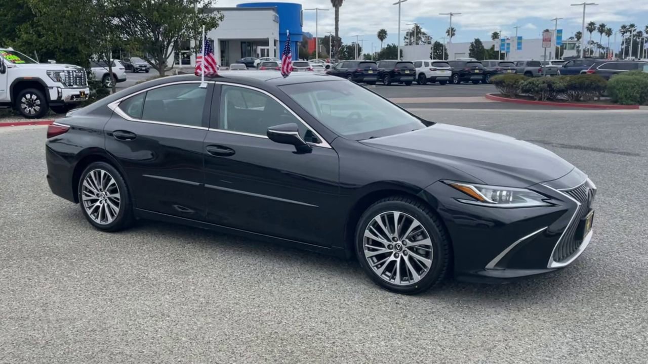 Used 2019 Lexus ES 350 with VIN 58ABZ1B11KU020204 for sale in Salinas, CA