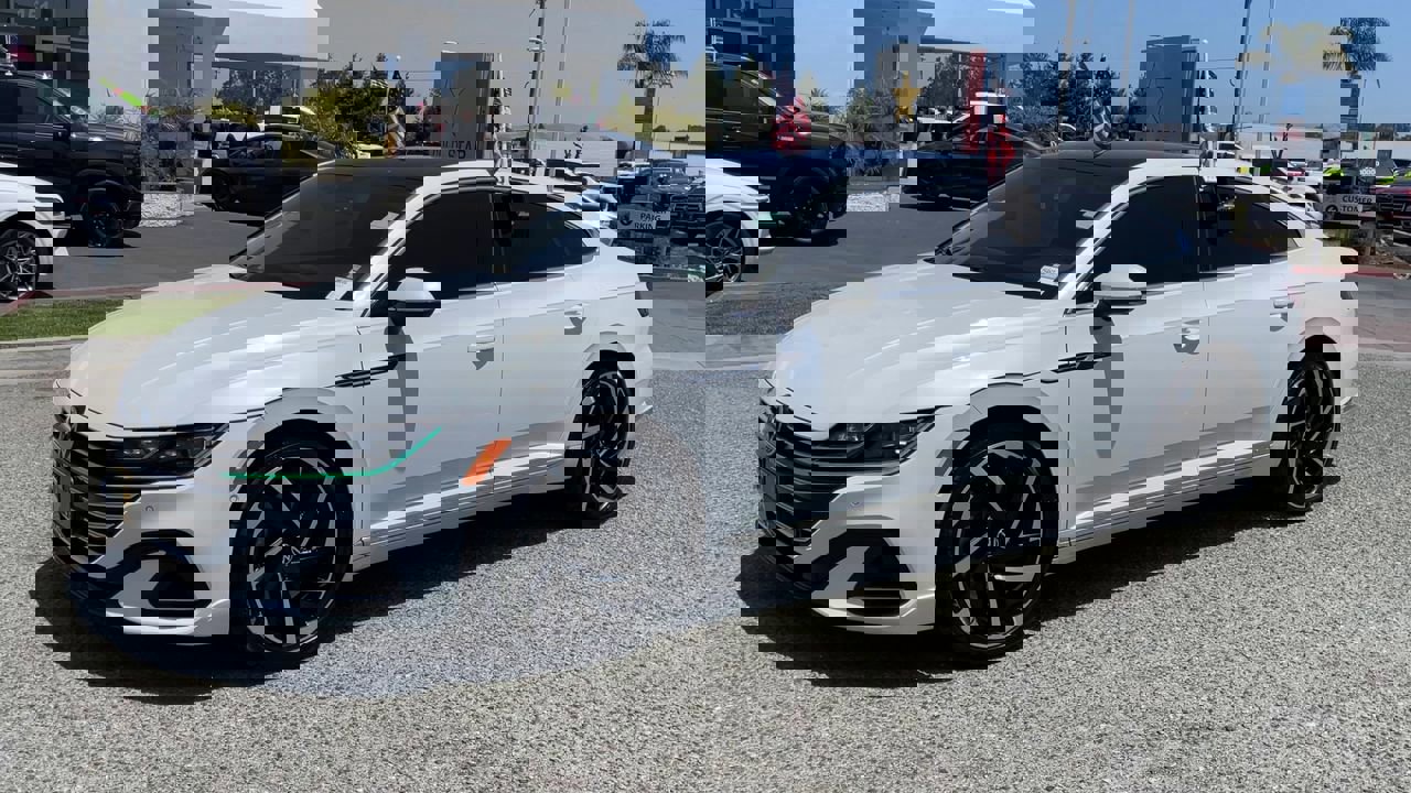 2023 Volkswagen Arteon SEL Premium R-Line photo 4