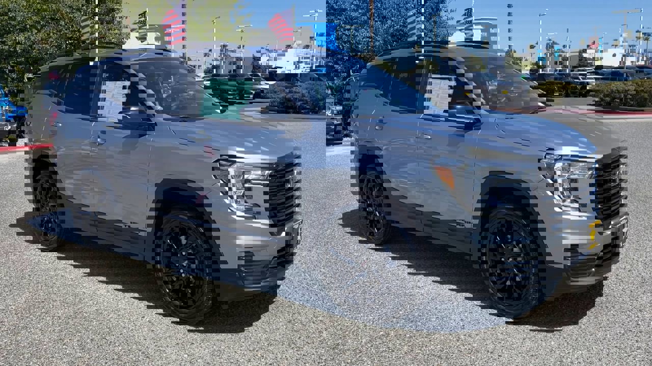 2024 Gmc Terrain SLE photo 2