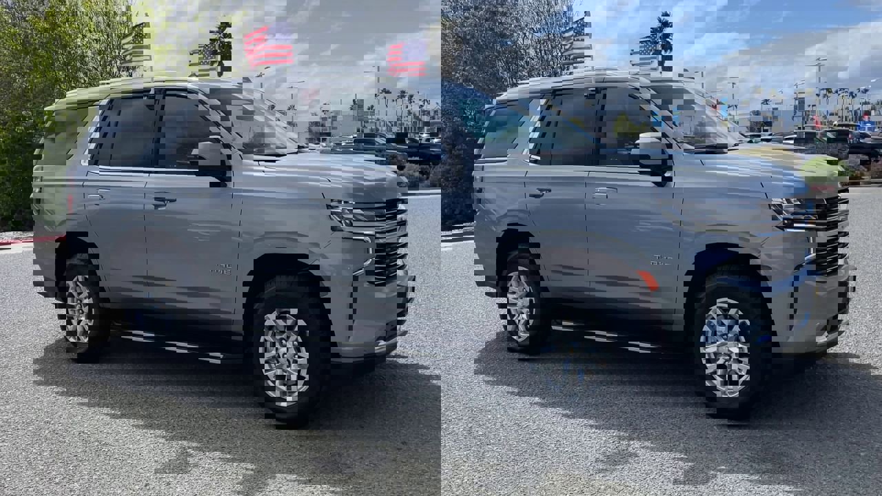 2023 Chevrolet Tahoe LT photo 2