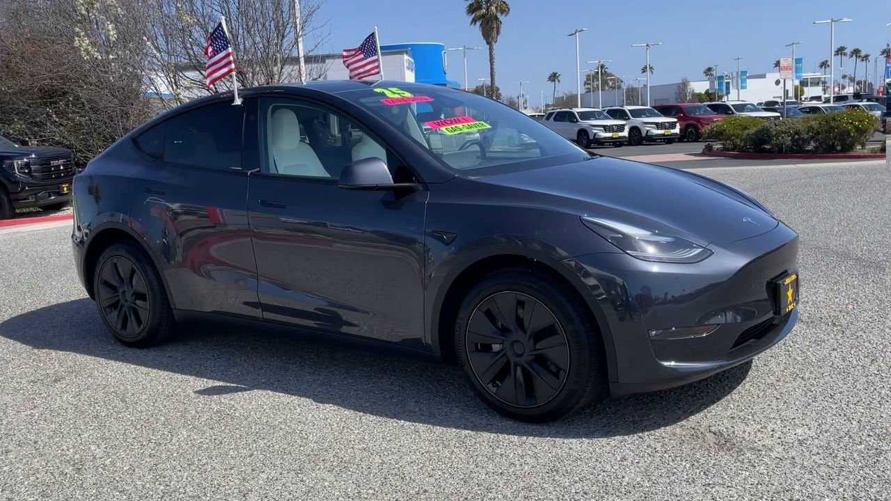 Used 2025 Tesla Model Y Long Range with VIN 7SAYGDEE1SF249425 for sale in Salinas, CA