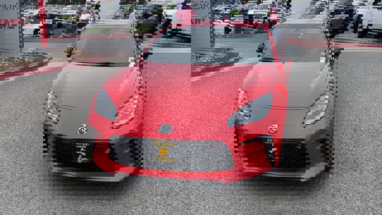 2024 Toyota GR86 Premium photo 3