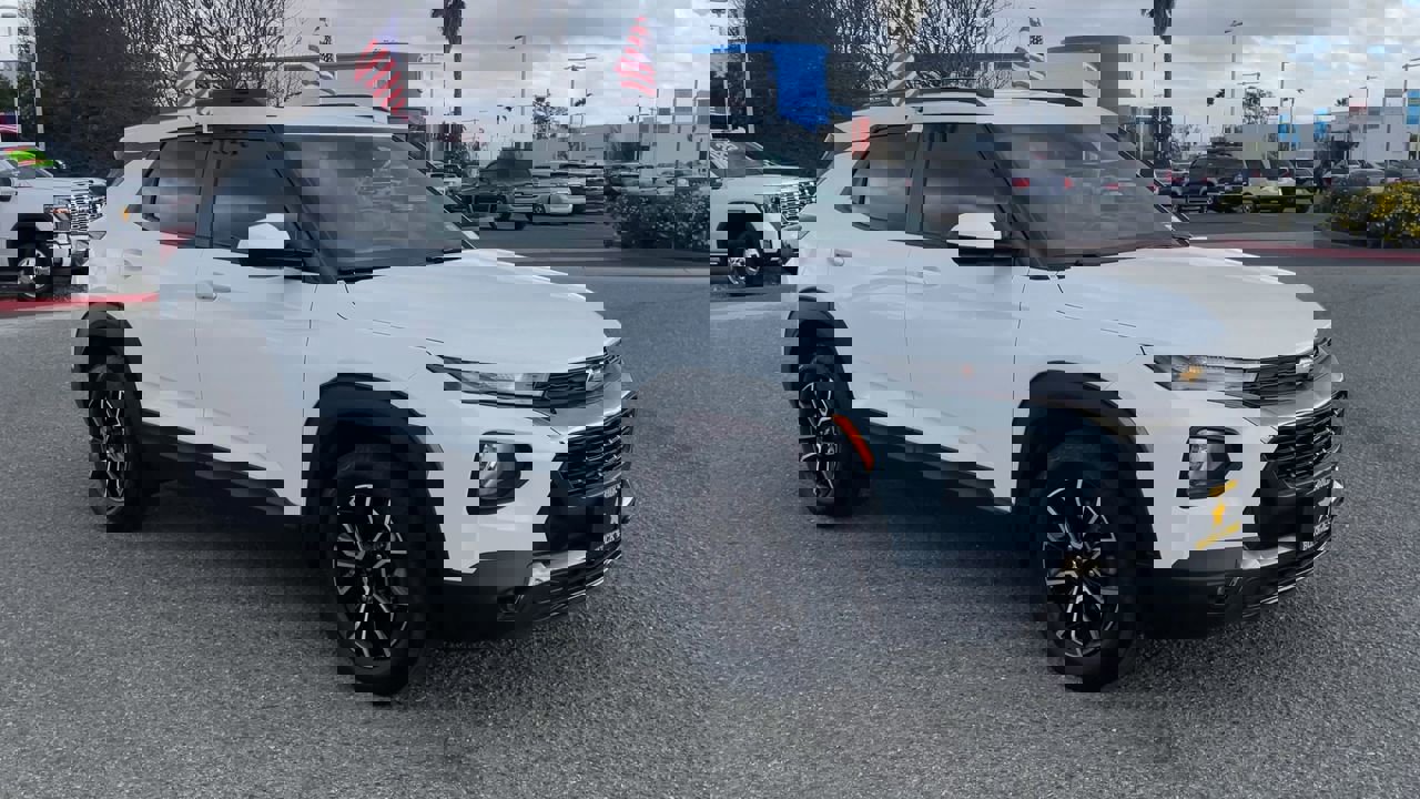 2022 Chevrolet Trailblazer ACTIV photo 2