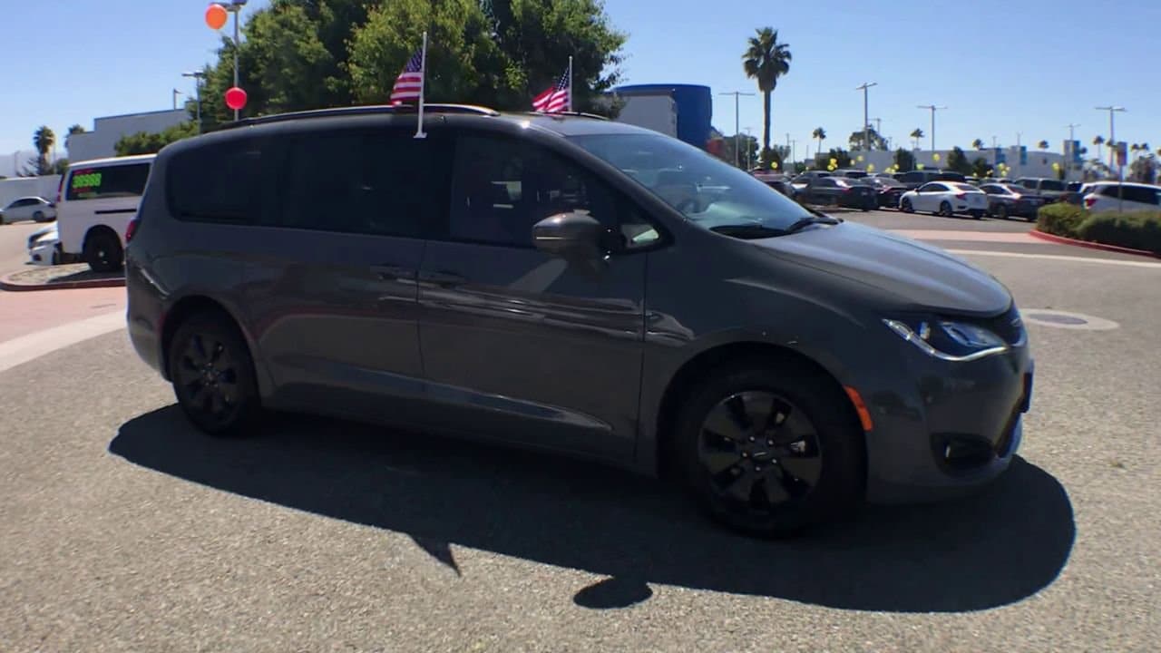 Used 2020 Chrysler Pacifica Hybrid Limited with VIN 2C4RC1N76LR240786 for sale in Salinas, CA