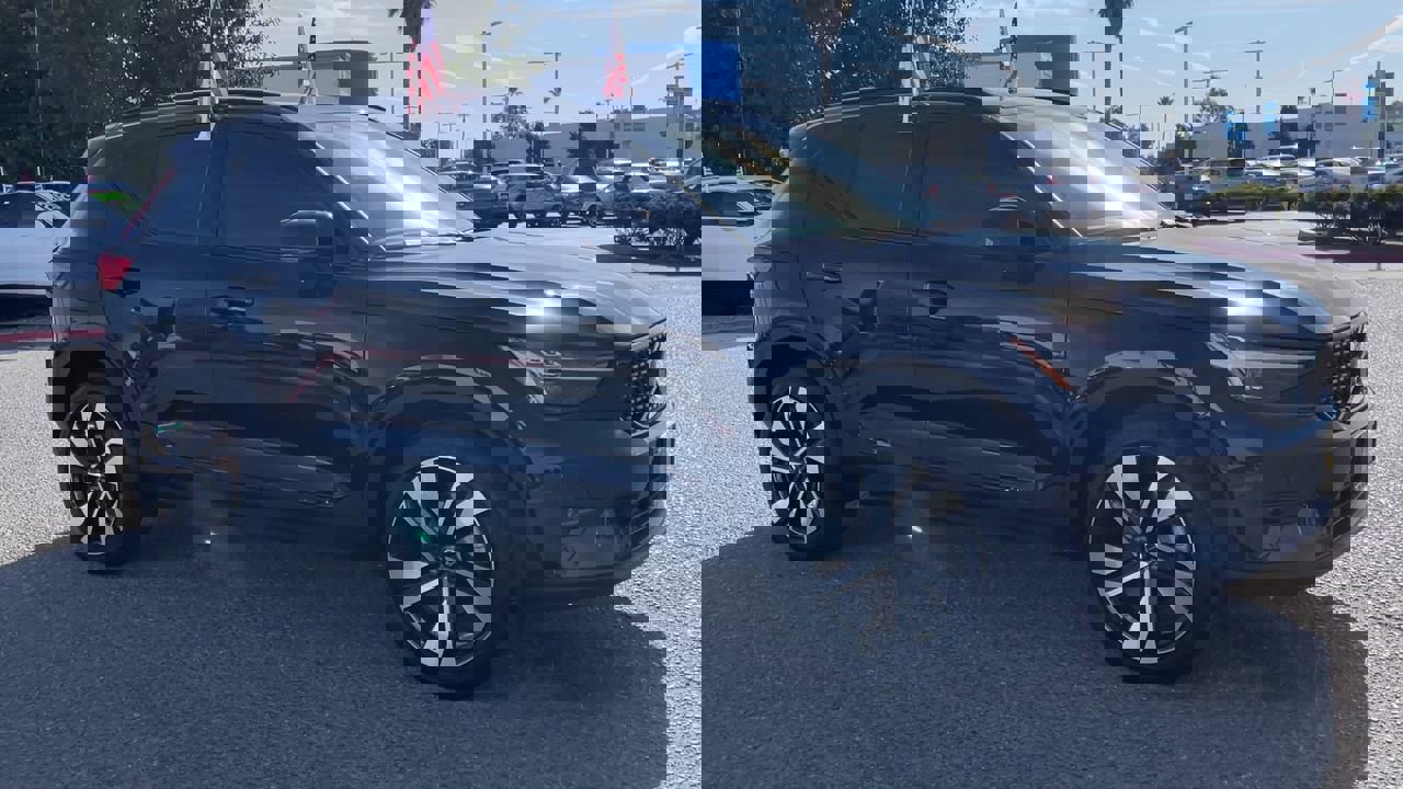 YV4L12UL4R2310354
