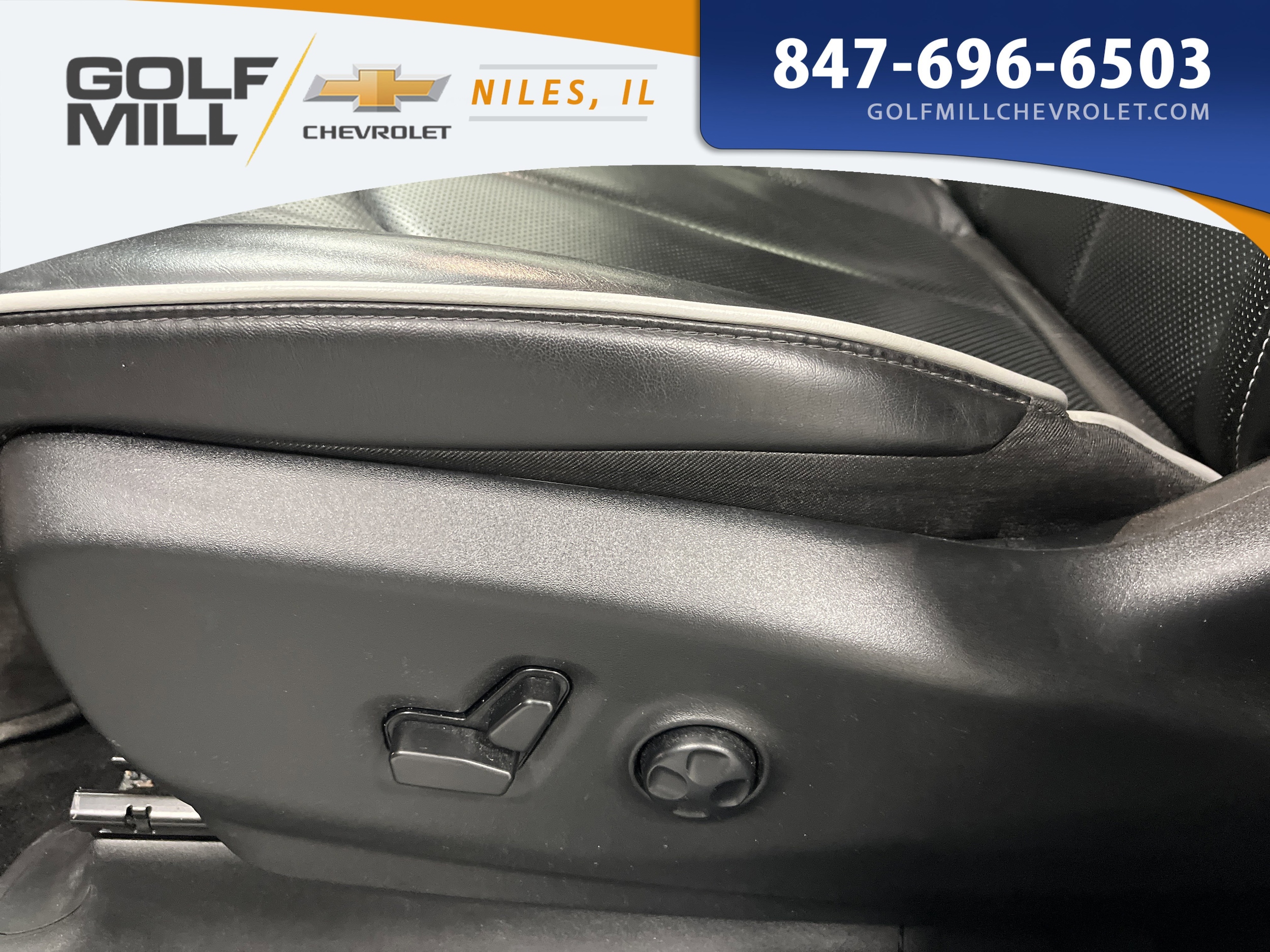 2025 CHRYSLER PACIFICA - Image 17