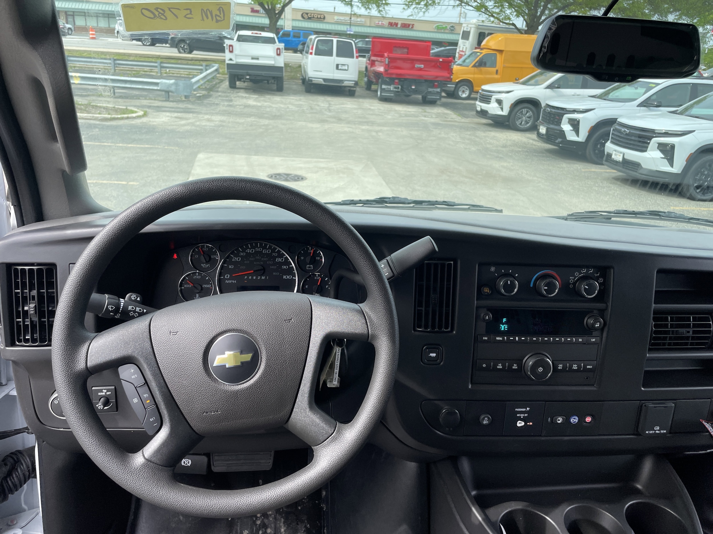2025 Chevrolet Express Cargo Work Van - Photo 20