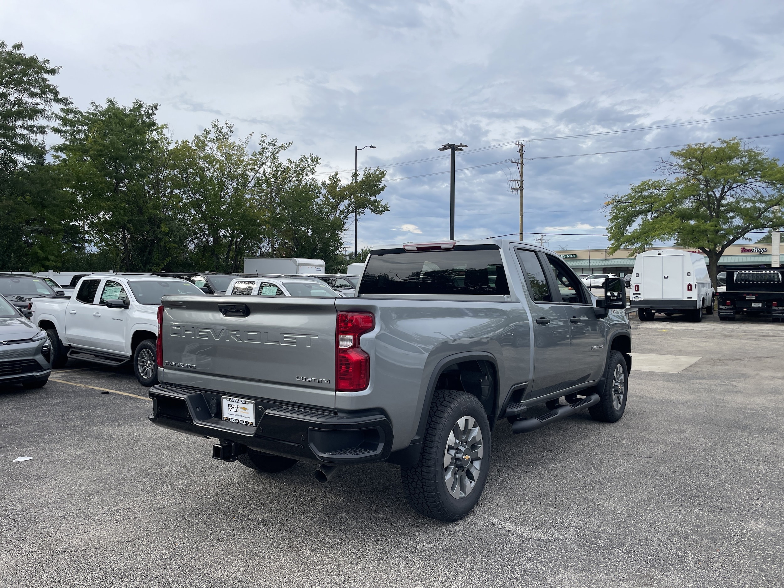 2026 Chevrolet Silverado 2500 HD Custom - Photo 6