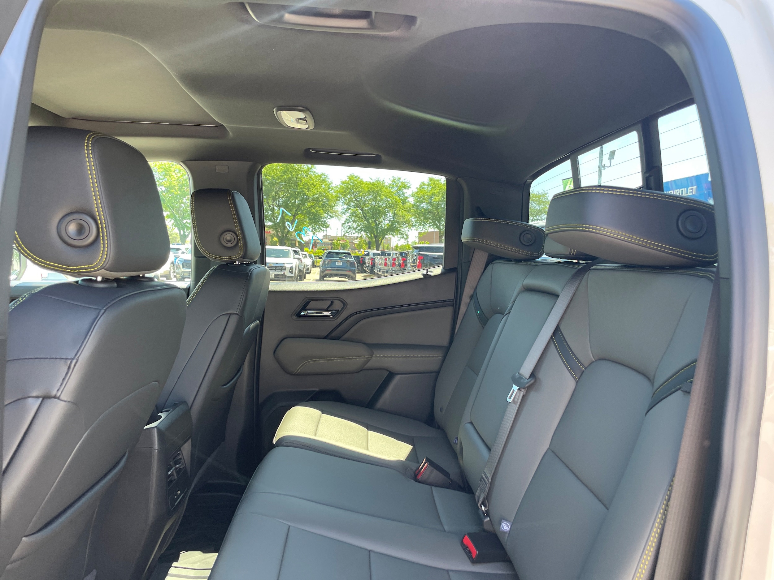 2026 Chevrolet Colorado ZR2 - Photo 26