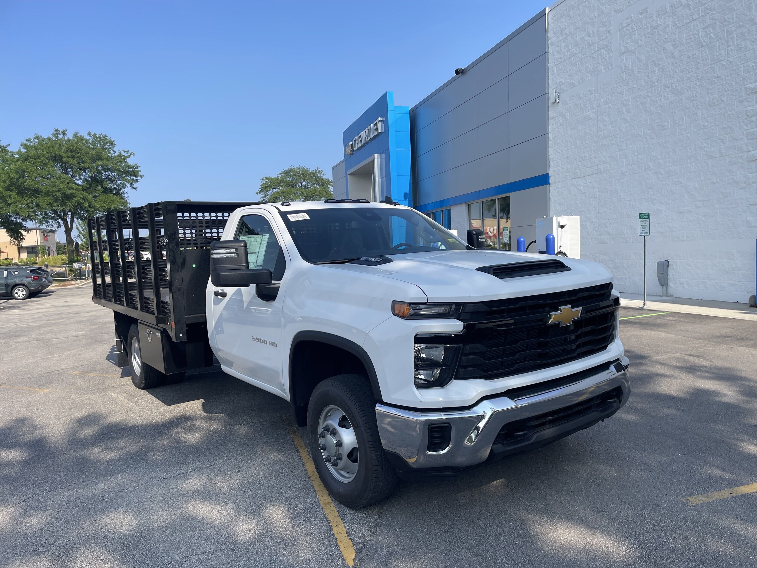 2025 Chevrolet Silverado 3500HD Work Truck photo 4