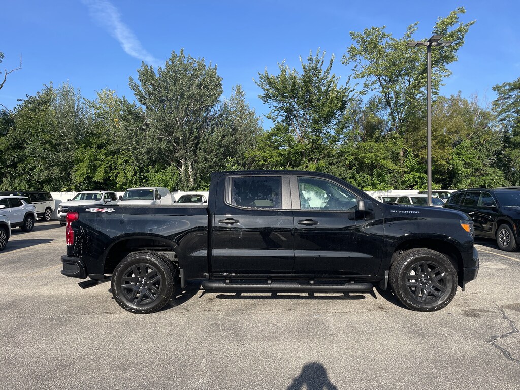 New 2026 Chevrolet Silverado 1500 Custom Truck