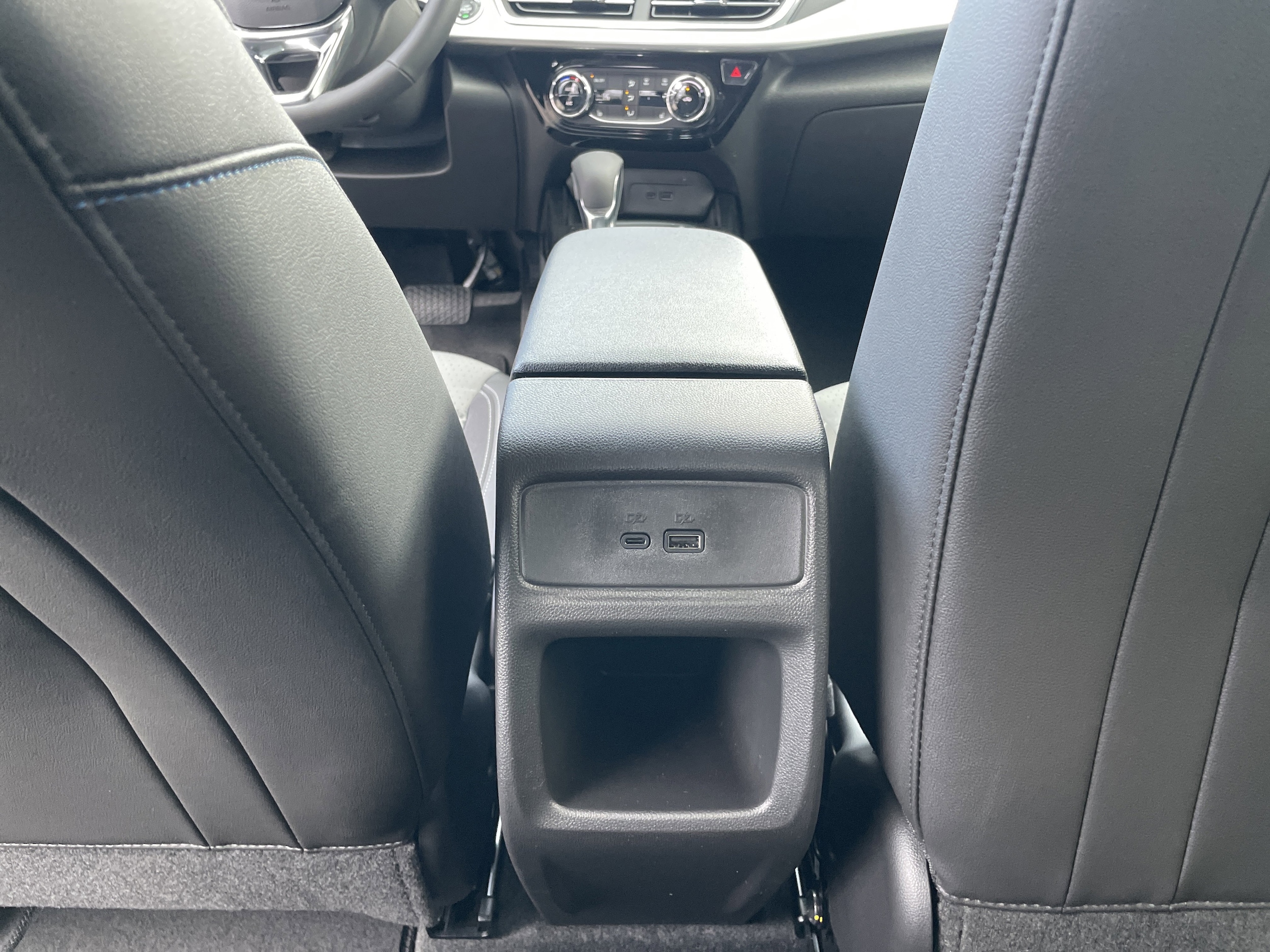 2026 Chevrolet Trax LT - Photo 27