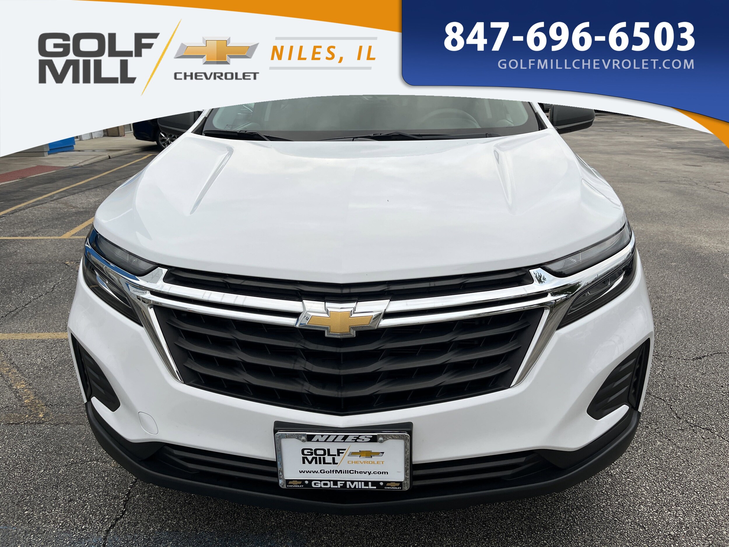 2022 Chevrolet Equinox LS photo 2