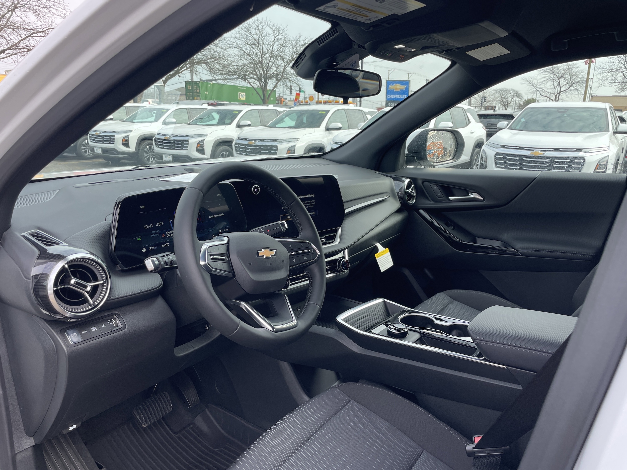 2026 Chevrolet Equinox LT - Photo 13