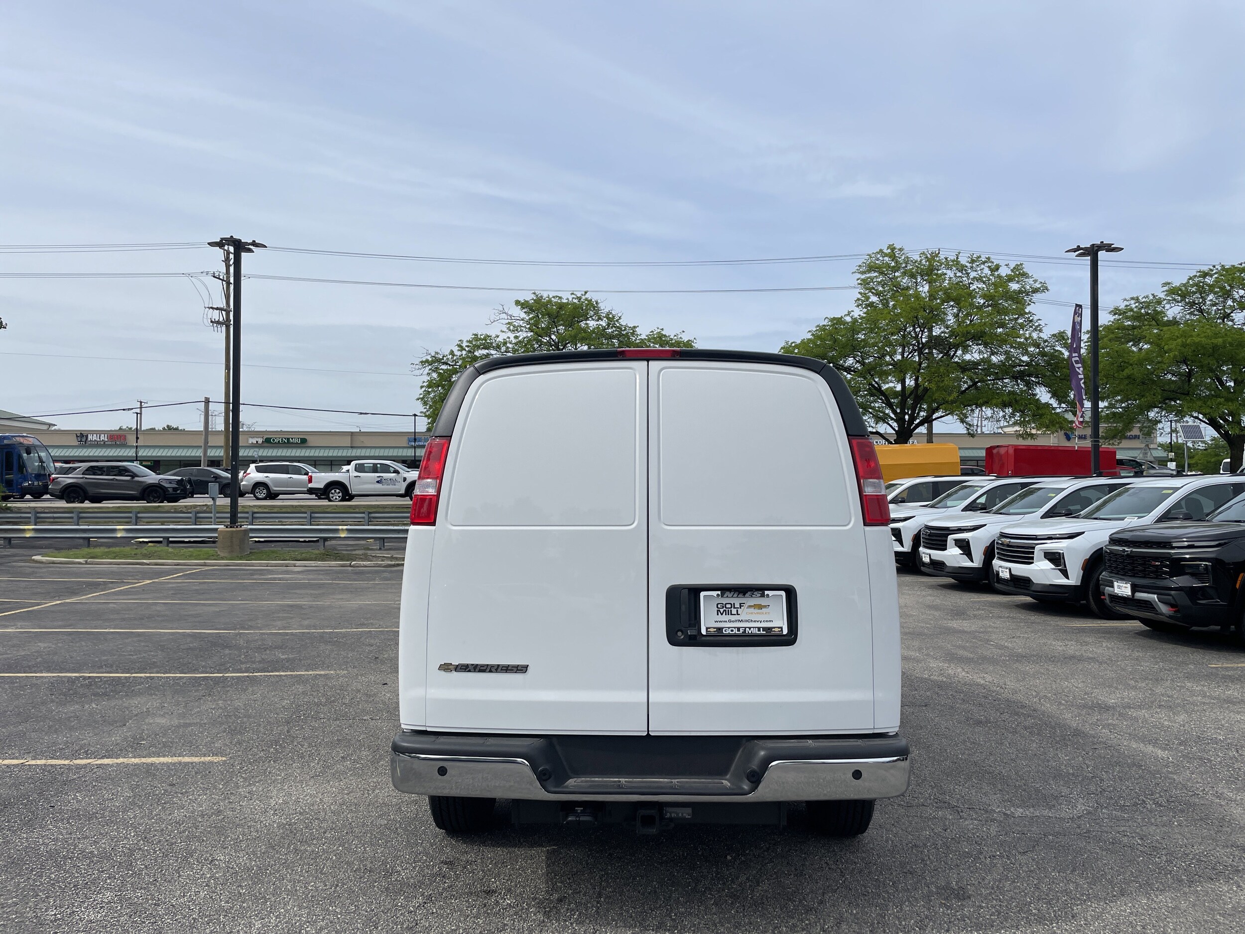 2025 Chevrolet Express Cargo Work Van - Photo 6