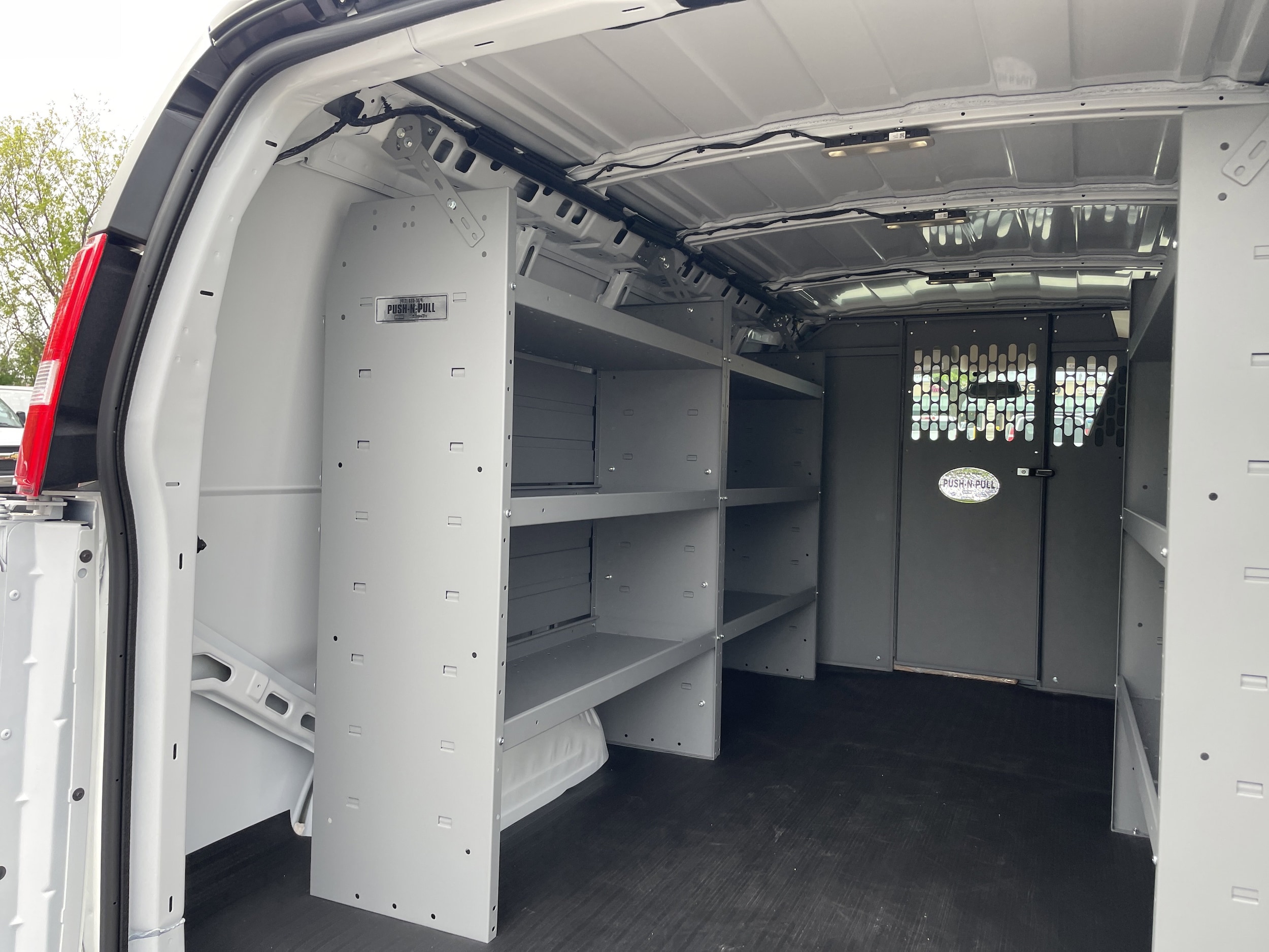 2025 Chevrolet Express Cargo Work Van - Photo 11