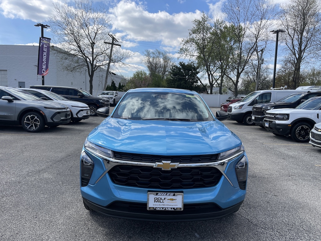New 2026 Chevrolet Trax LS SUV