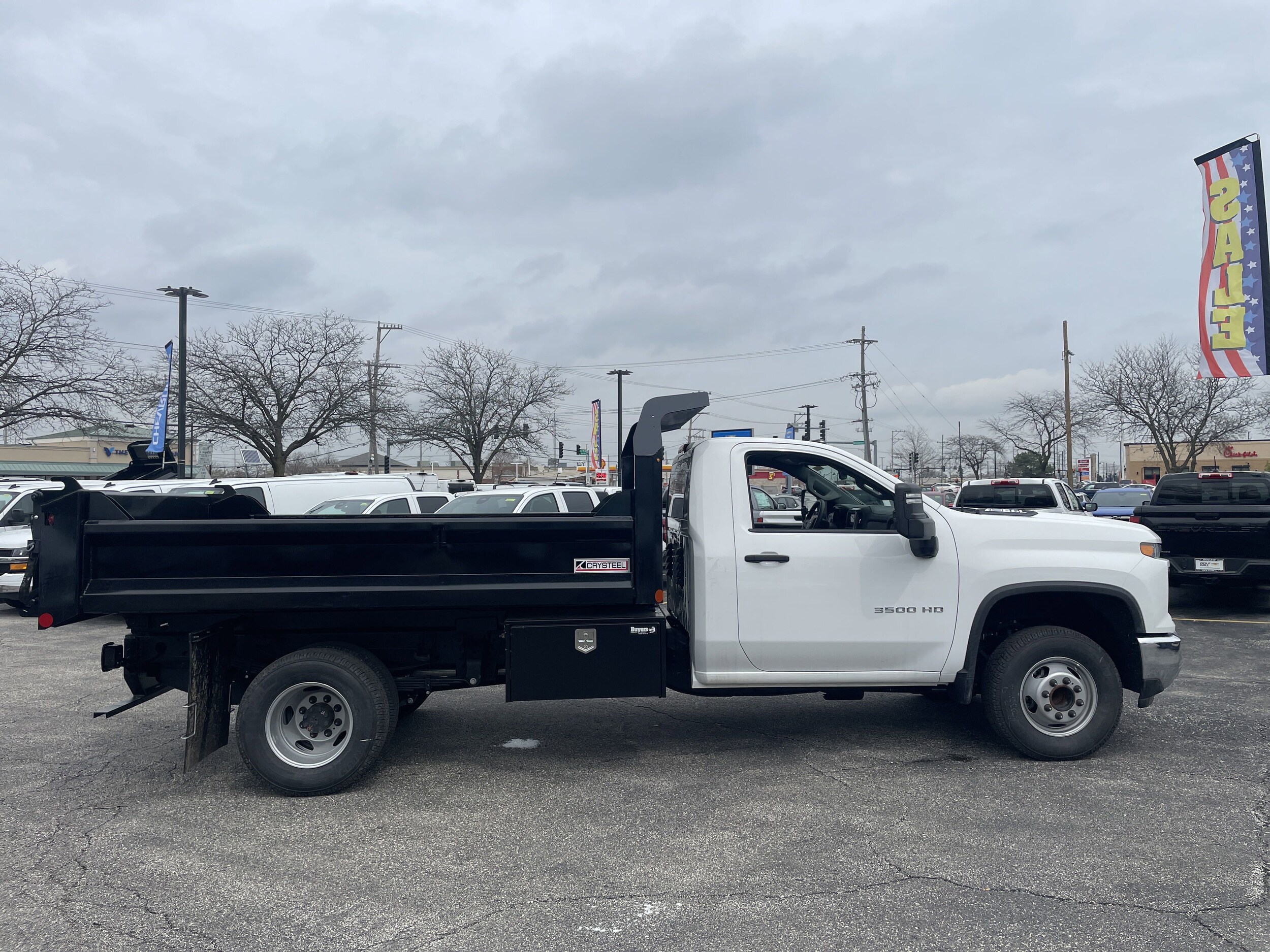 2025 Chevrolet Silverado 3500HD Work Truck photo 4