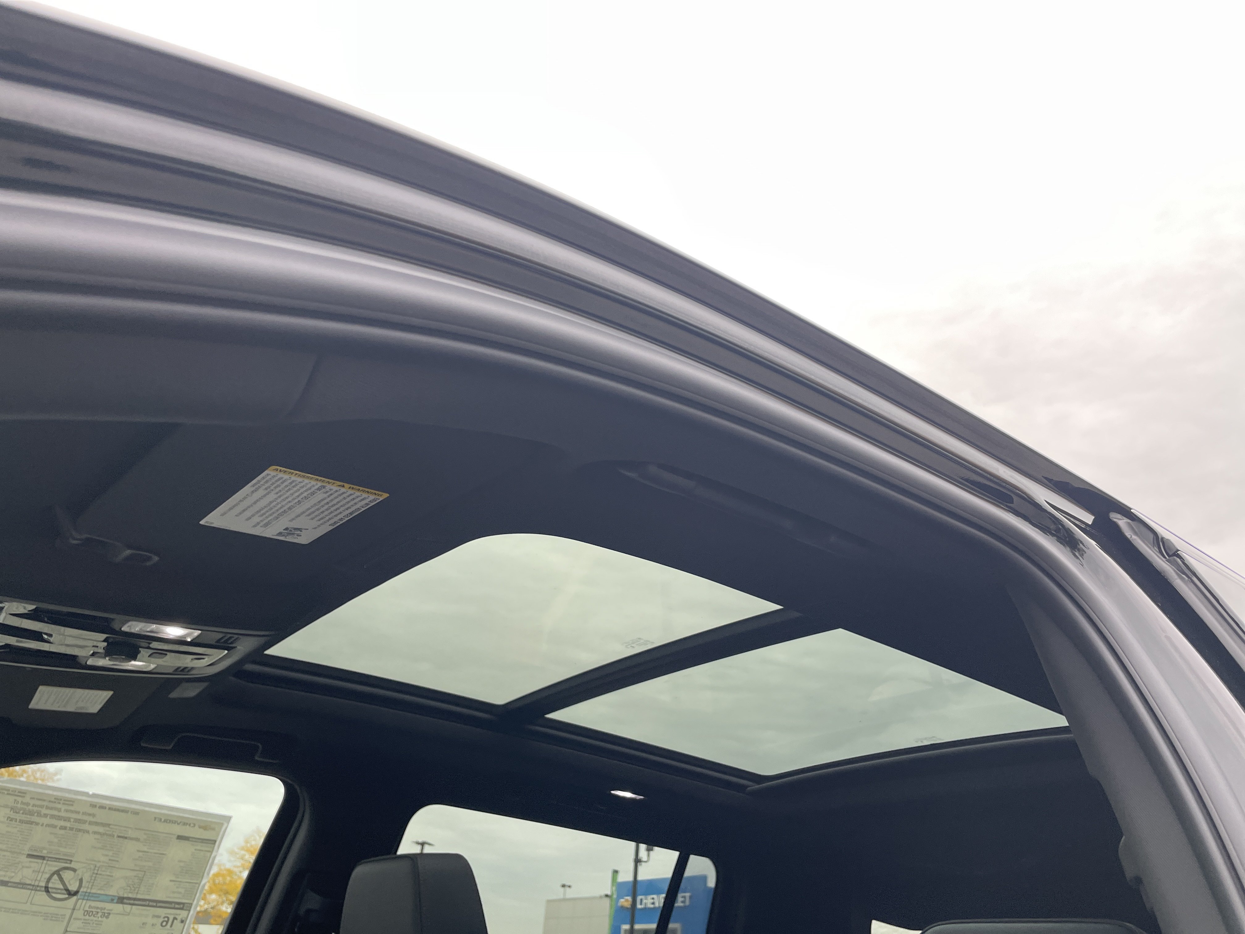 2027 Chevrolet Suburban RST - Photo 26