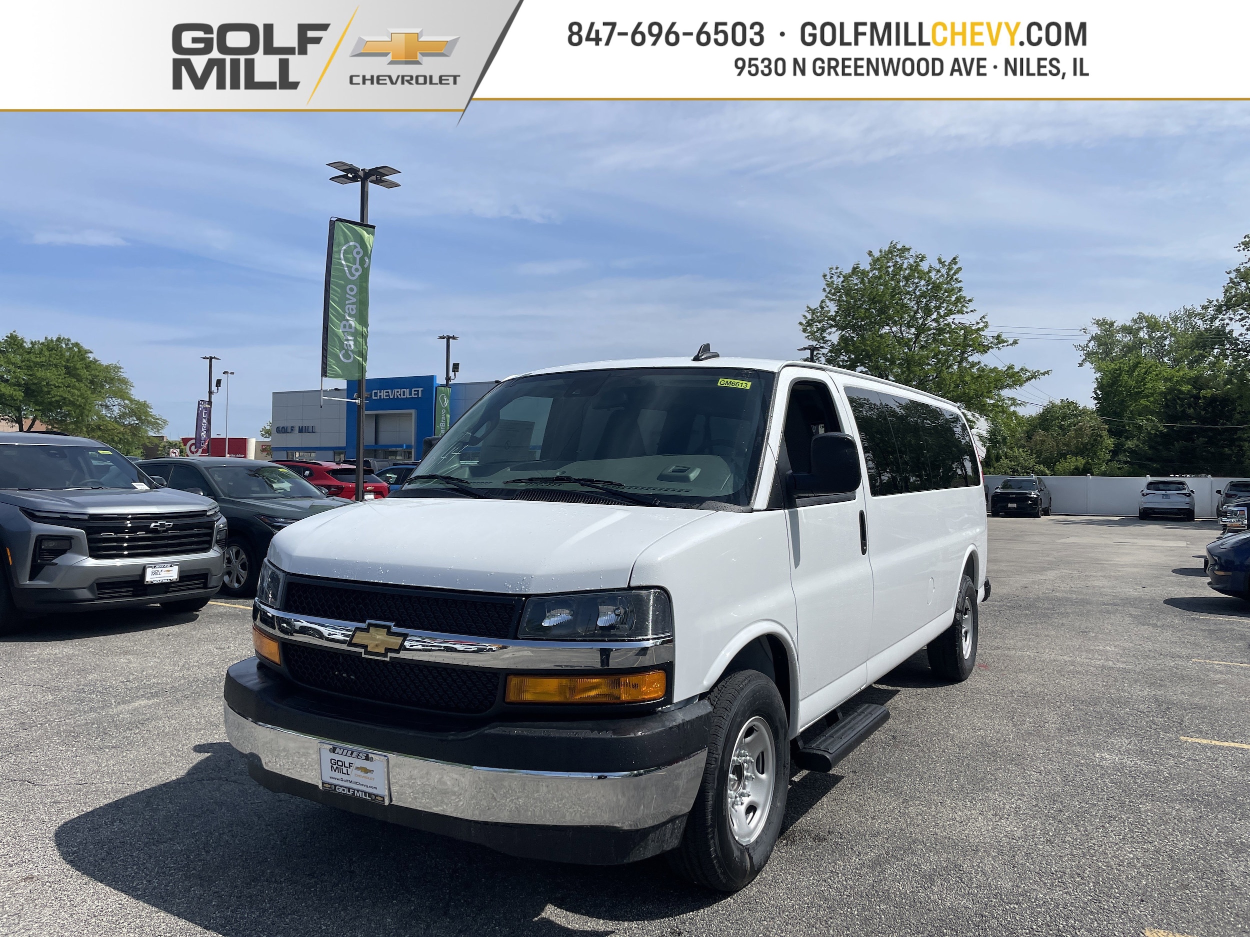 2026 Chevrolet Express 3500 LT Extended's photo