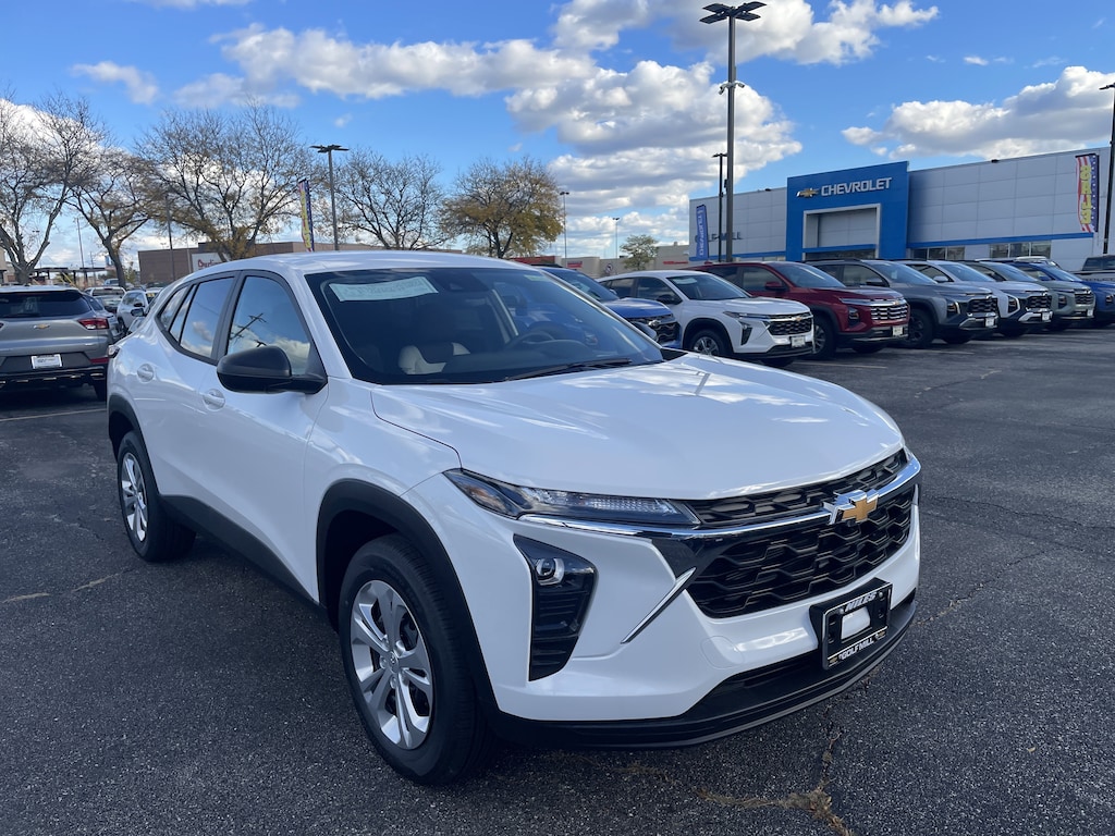 New 2026 Chevrolet Trax LS SUV