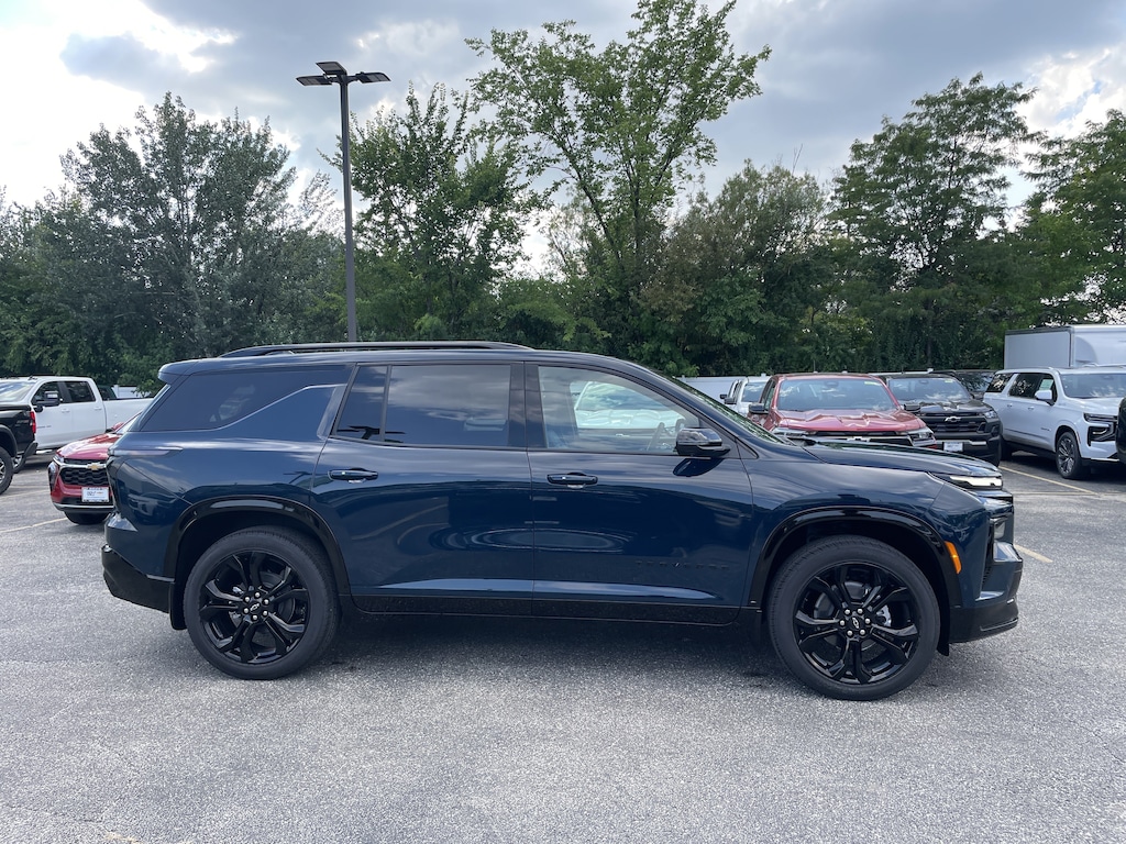 New 2027 Chevrolet Traverse RS SUV