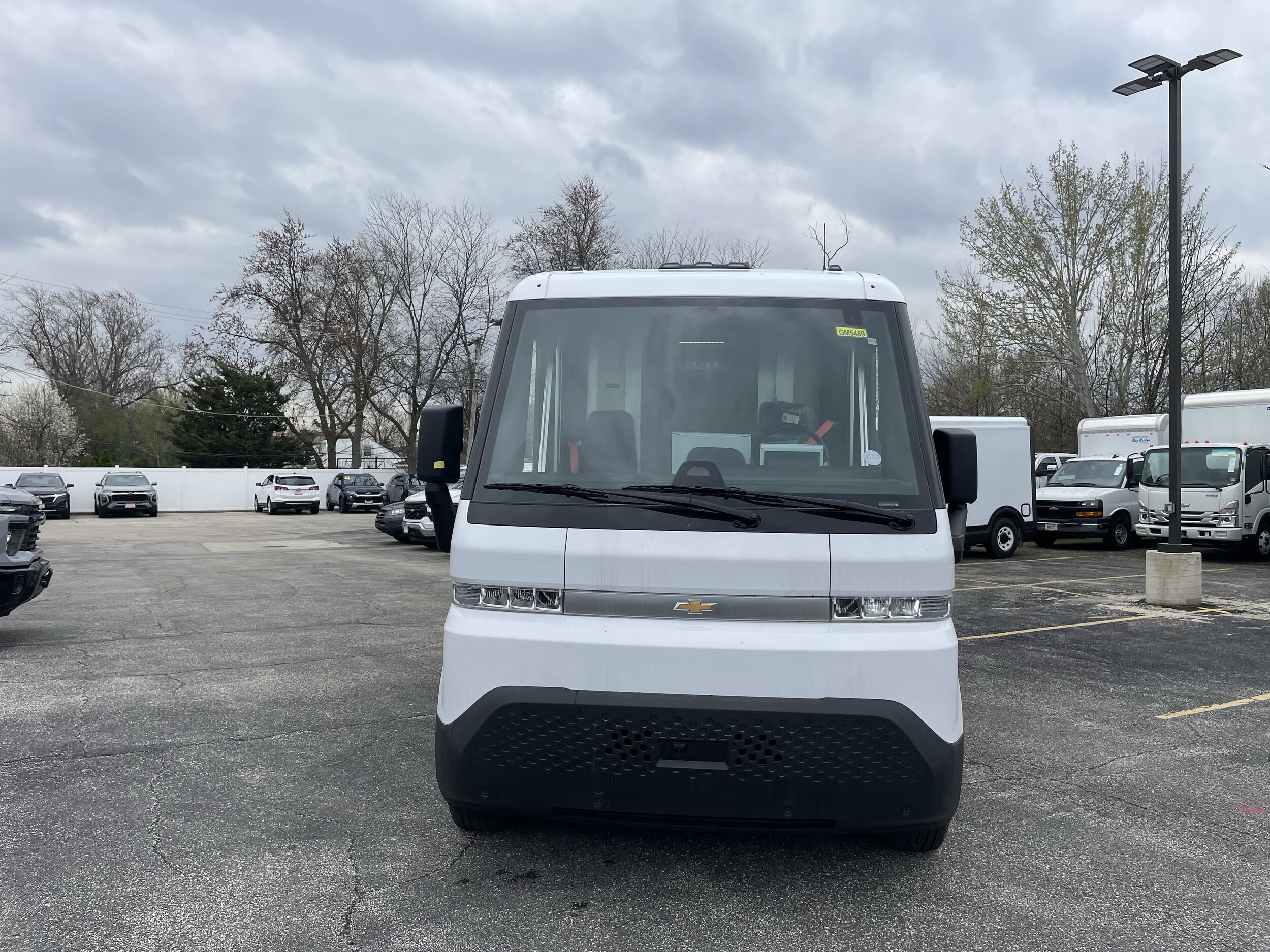 2025 Chevrolet BrightDrop 400 photo 2
